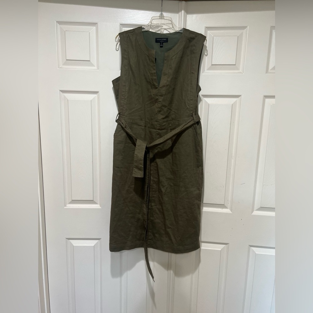 Banana Republic Olive Green midi short sleeve linen blend dress work career SZ L